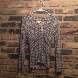 Beautiful, soft and stretchy loft top